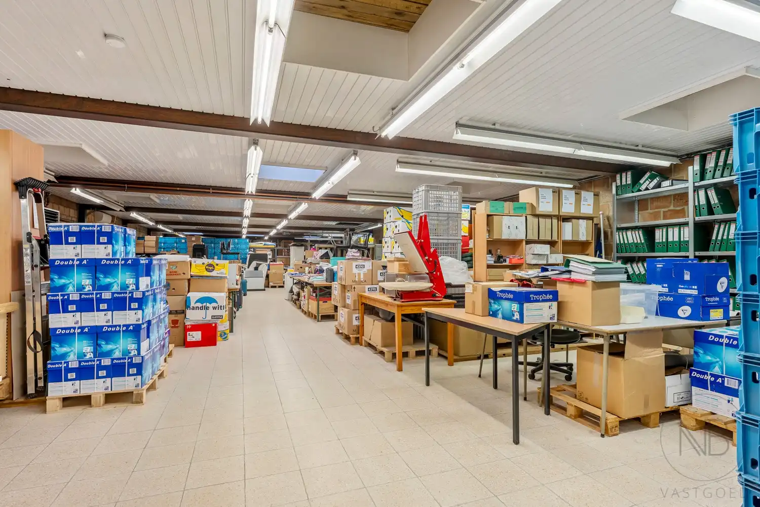 Woning met veelzijdig commercieel gebouw  op goede locatie in Driehoeven foto 10