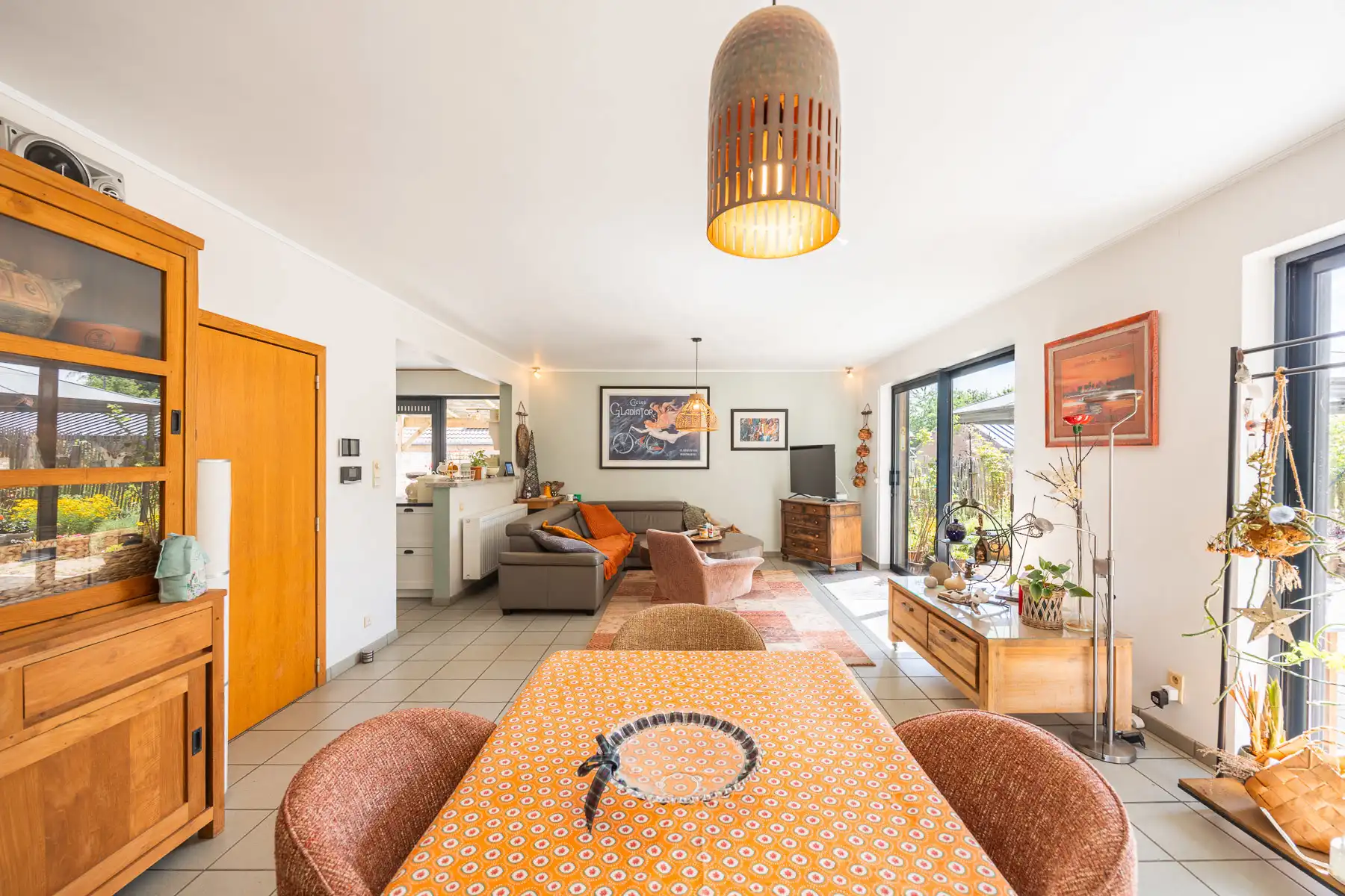 Prachtige, ruime en energiezuinige villa midden in het groen foto 4