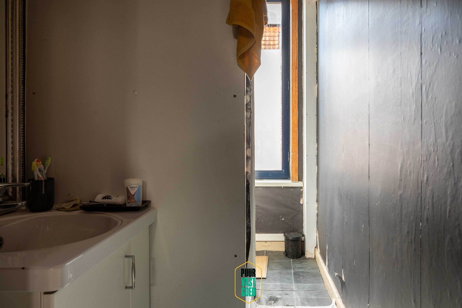 Karaktervolle burgerwoning met 5 slaapkamers en zonnige tuin, nabij de Kruispoort. foto 29