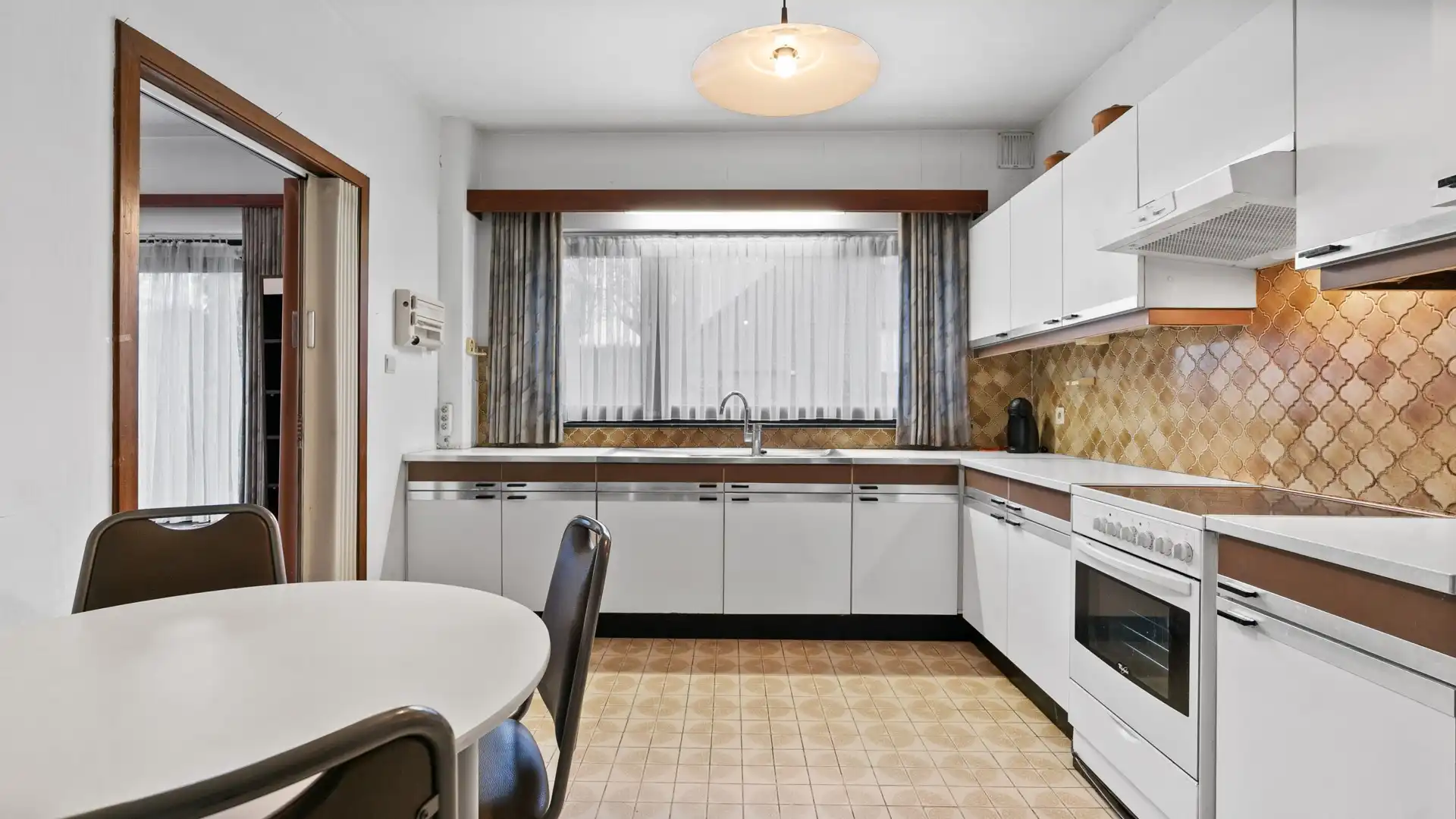 Charmante, ruime woning (205m²) op toplocatie in Hasselt foto 9