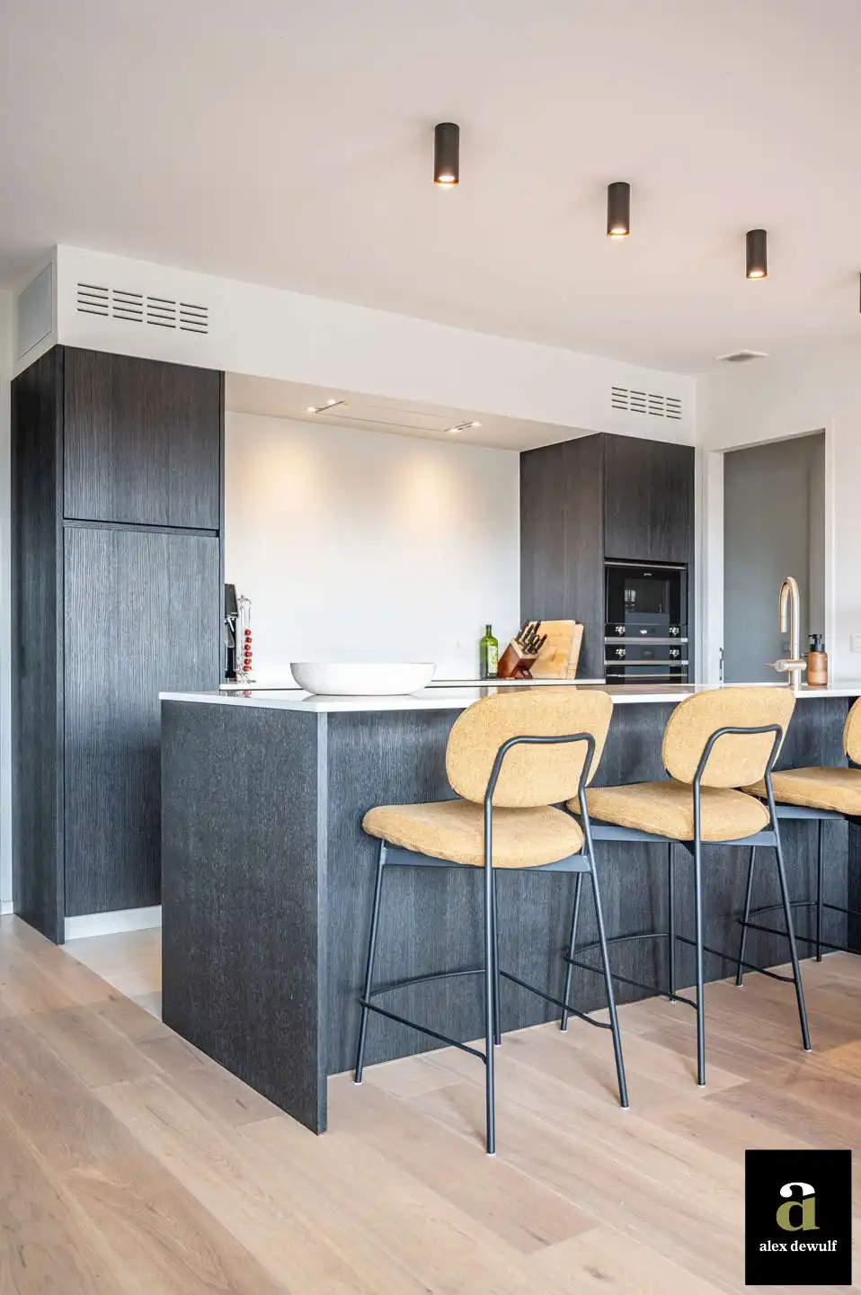 Recent appartement met groot terras, centrum Waregem [Stationsstraat]. foto 11