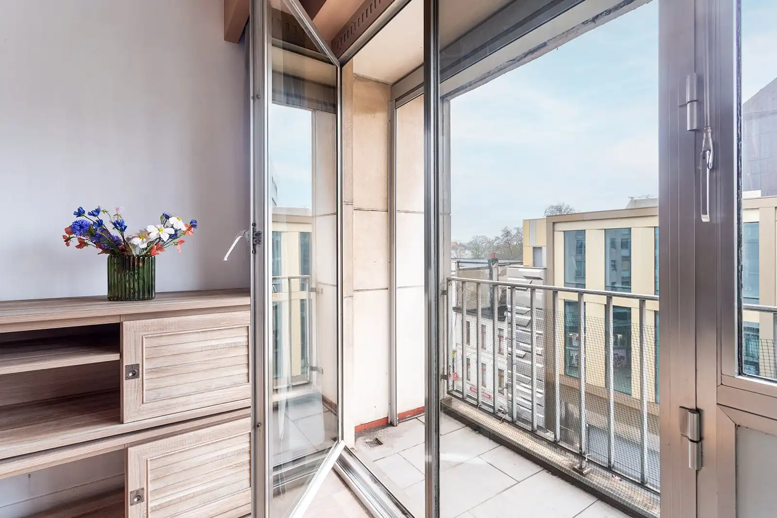 Comfortabele studio met terras vlakbij Centraal Station foto 4