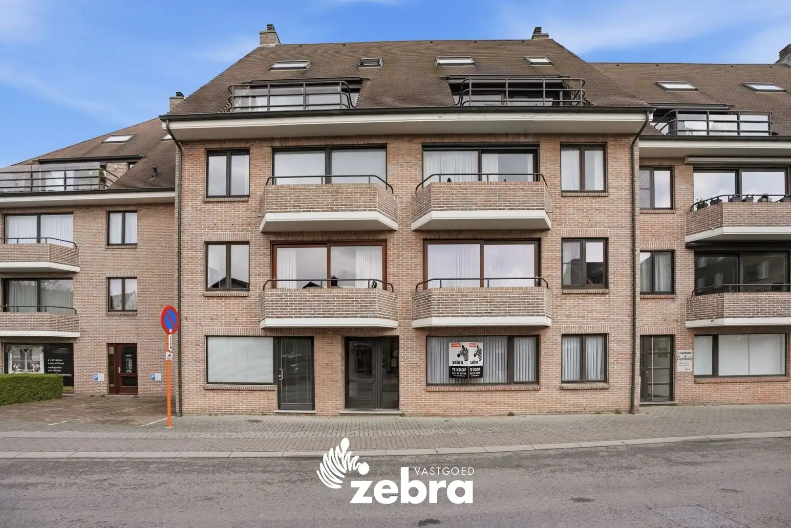 Lichtrijk appartement met 2 slaapkamers en terras – EPC D in hartje Tielt! foto 2