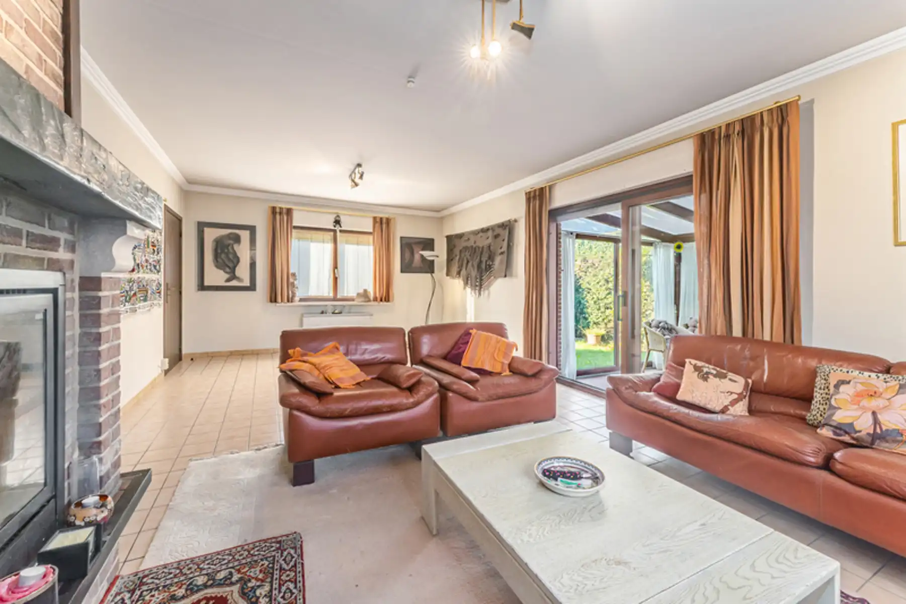 Vrijstaande woning op ruim perceel foto 5