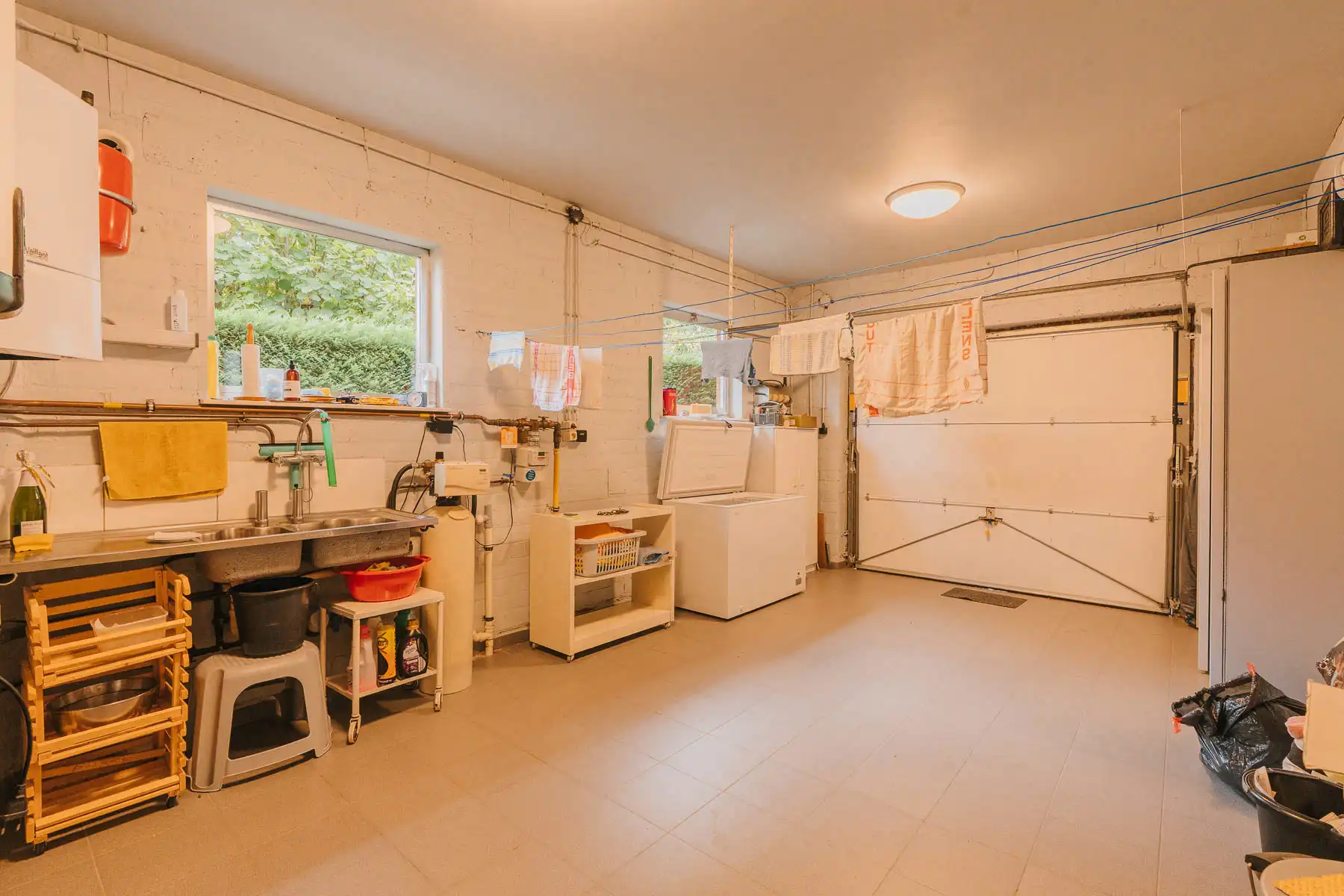 Rustig gelegen sfeervolle bungalow op een groen perceel foto 24