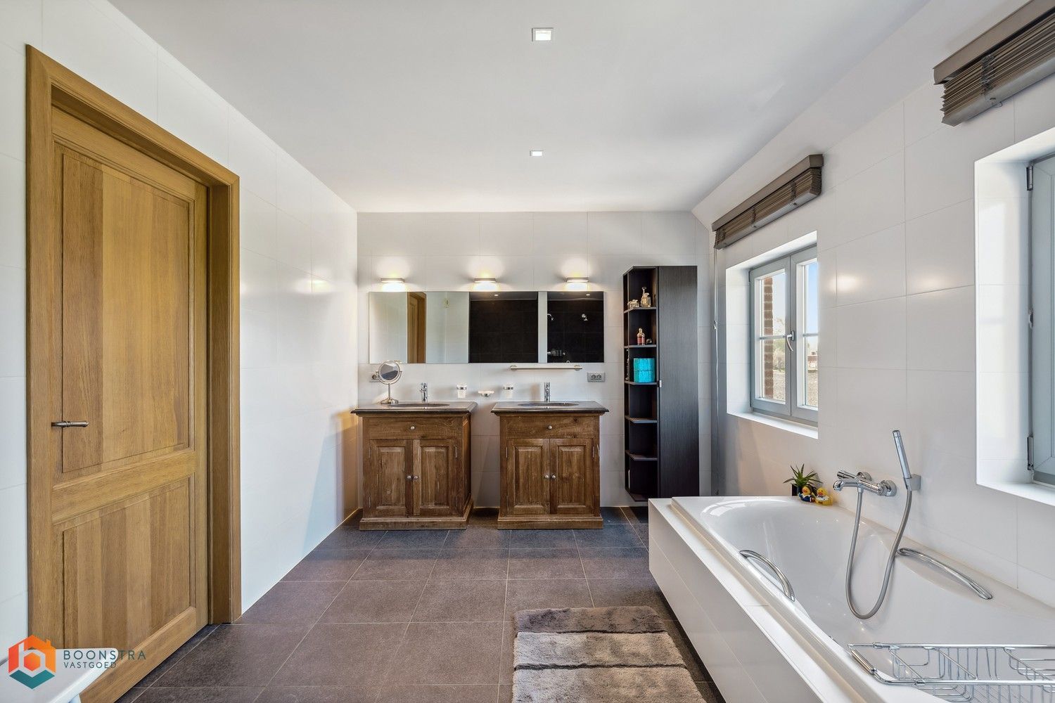 Exclusieve en energiezuinige villa met 5 slpkrs en tuin nabij centrum Putte foto 20