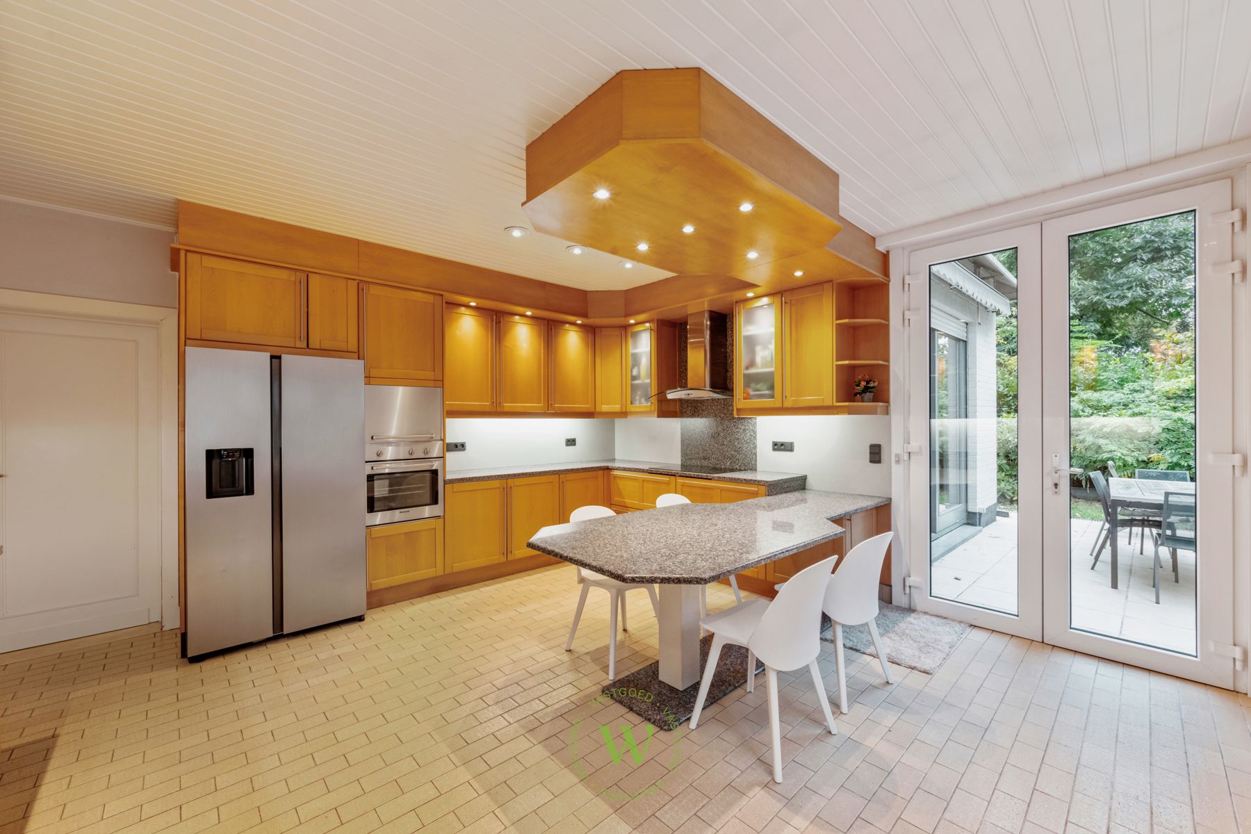 Karaktervolle woning met vergunde B&B in Sint-Michiels foto 14