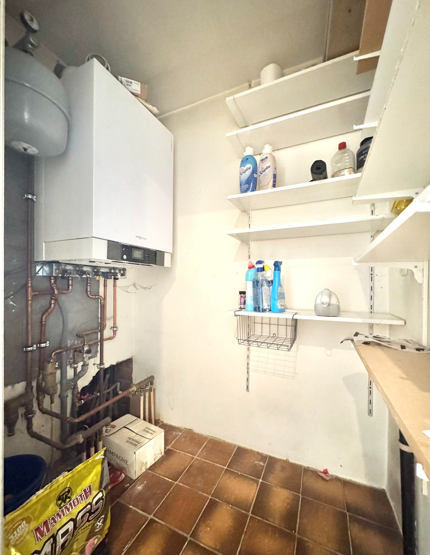 APPARTEMENT MET 2 KAMERS, TERRAS & GARAGE - 92 m² foto 9