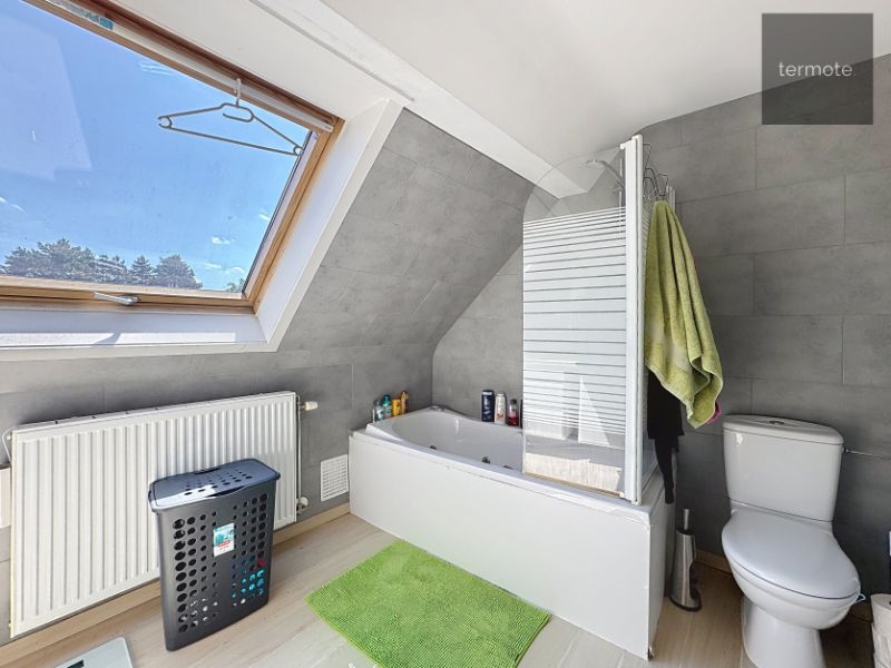 étage-woning foto 12