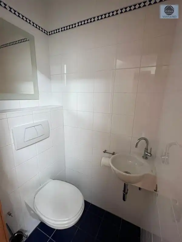 HANDELSHUIS EN APPARTEMENT MET 5 SLAAPKAMERS foto 8