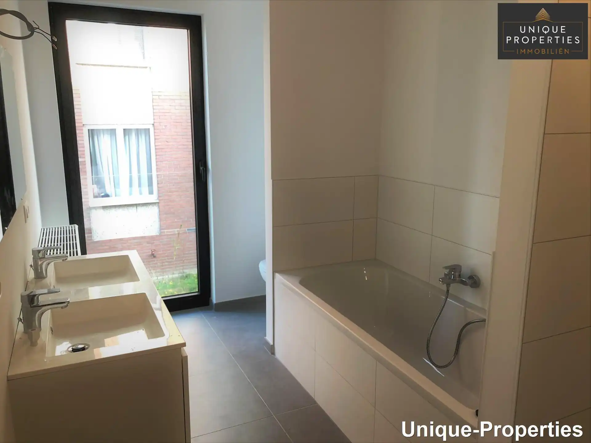 Appartement te huur foto 11