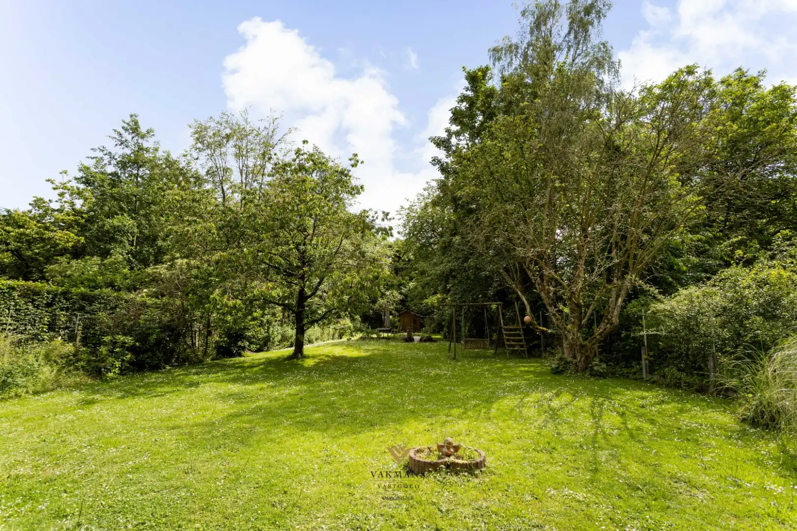 Instapklare gezinswoning met prachtige zuidgerichte tuin foto 24