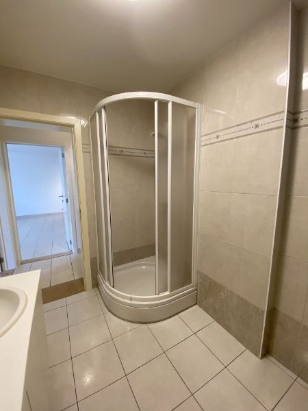 Gezellig gelijkvloers appartement (+-71m²) met autostaanplaats centrum Geel. foto 15