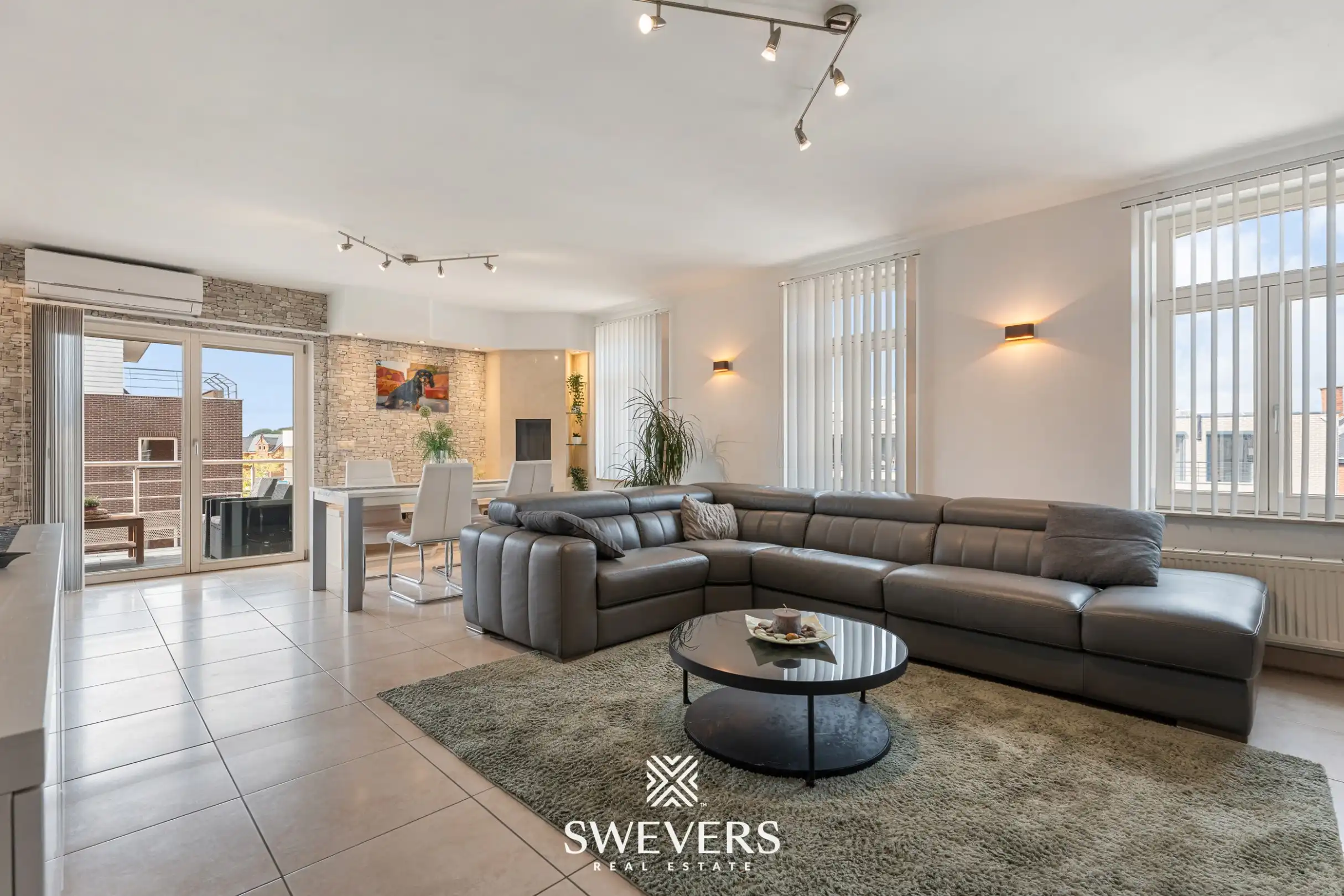 Ruim appartement met 3 slaapkamers en garage in hartje Paal foto 6