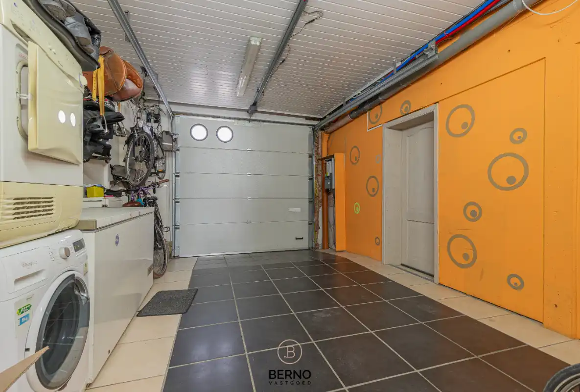 Instapklare gezinswoning op een perceel van 840 m² (weide van 1718m2) foto 16