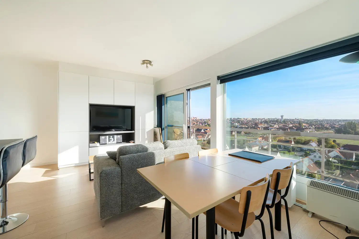 Appartement met open zichten en groot terras foto 2