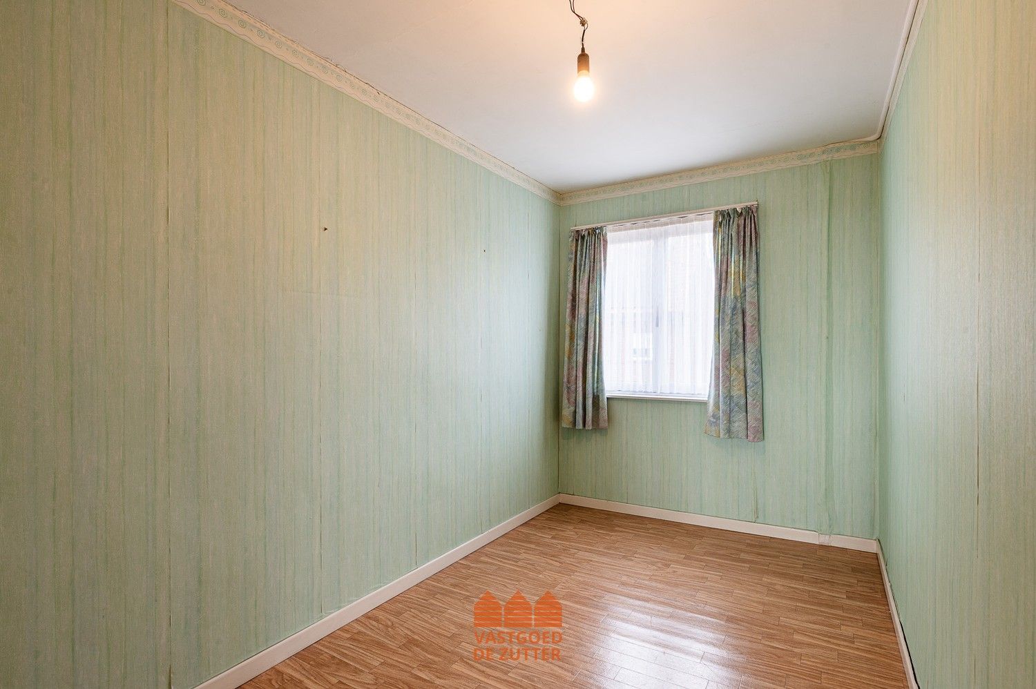 Te renoveren woning te Waarschoot foto 14