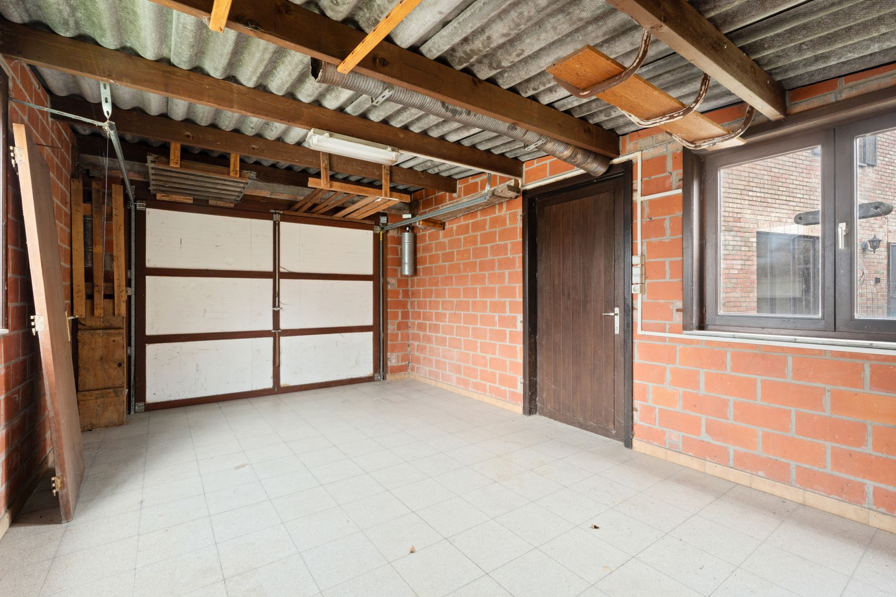 Te renoveren HOB op een ideale locatie! foto 13