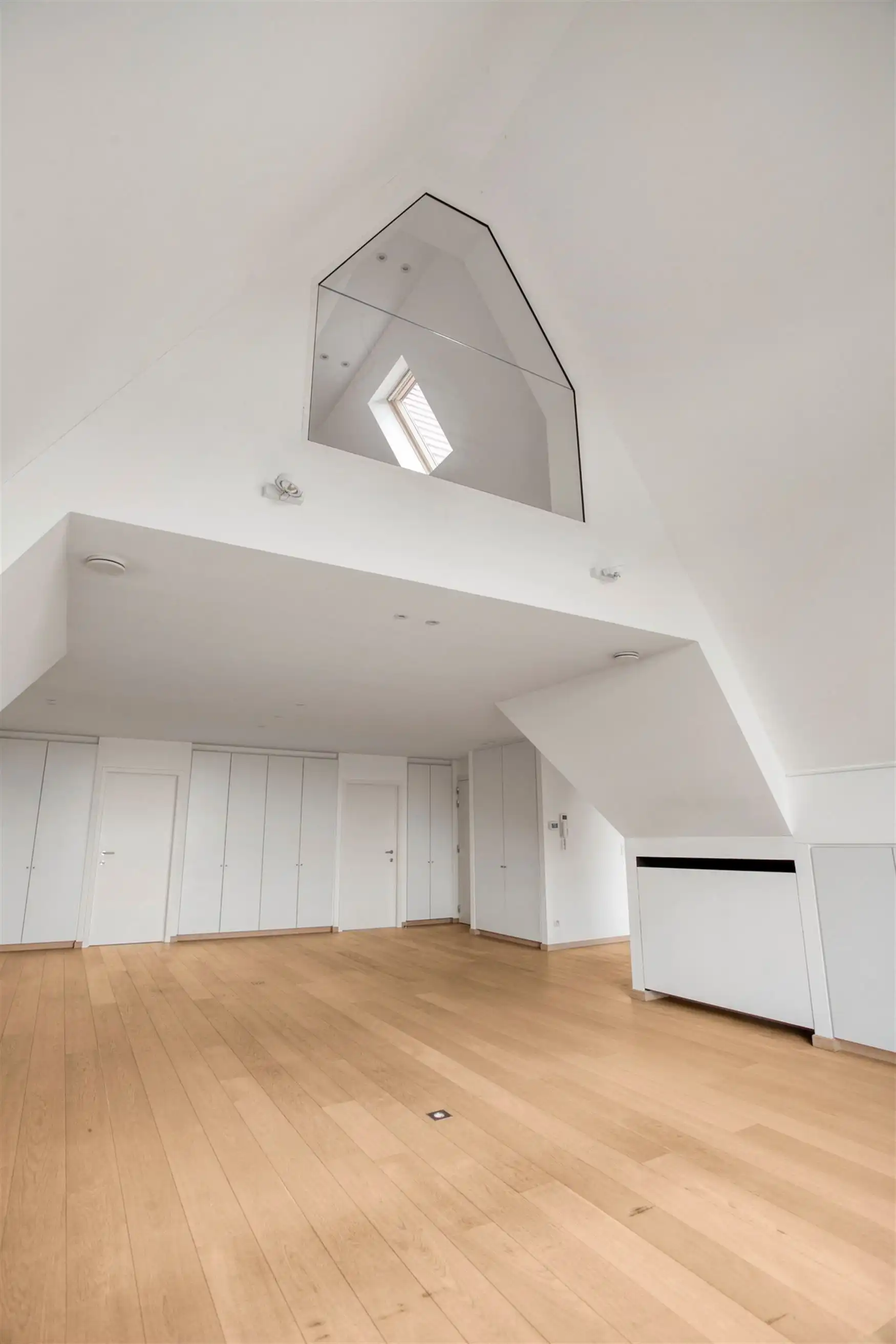 Exclusief appartement van 234m² met Leiezicht foto 8