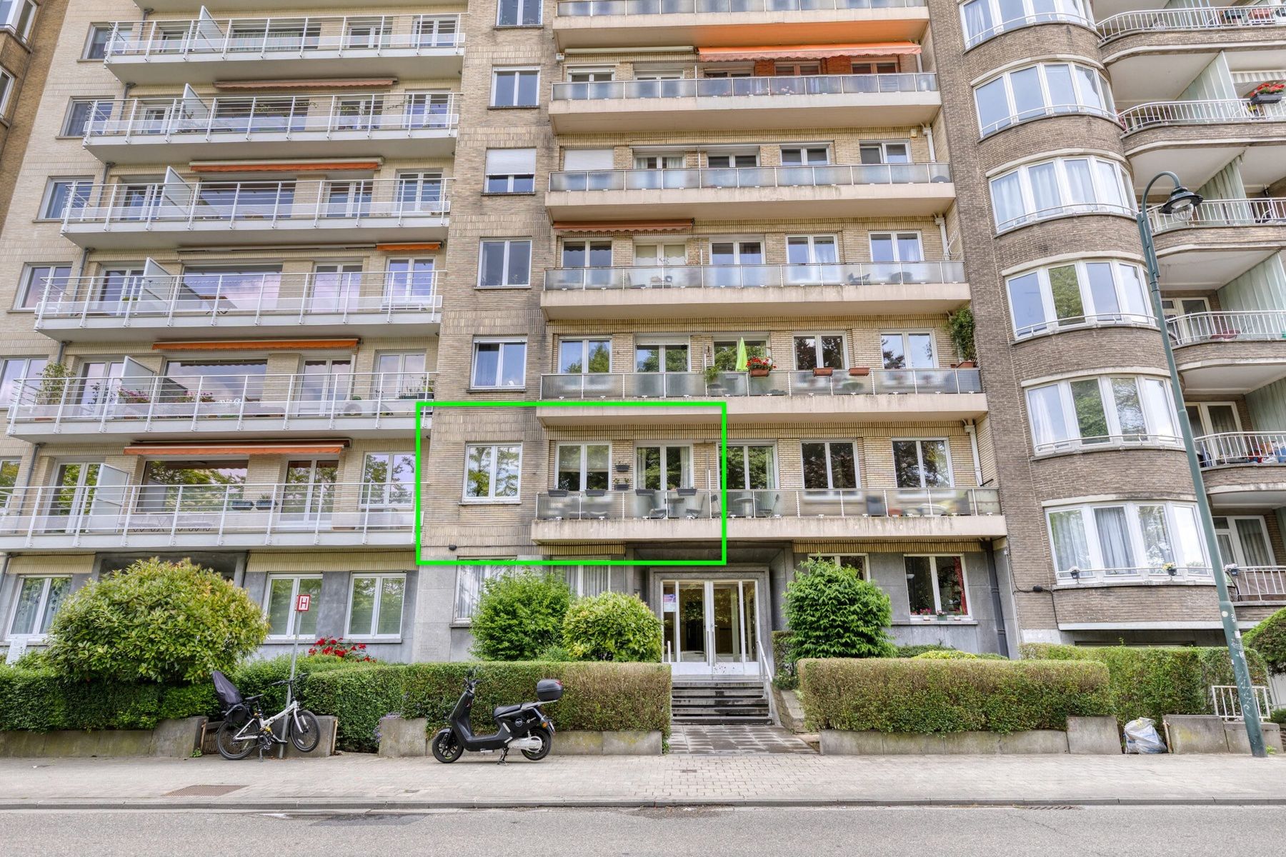Appartement met 2 slaapkamers en terras rechtover Dudenpark foto 19