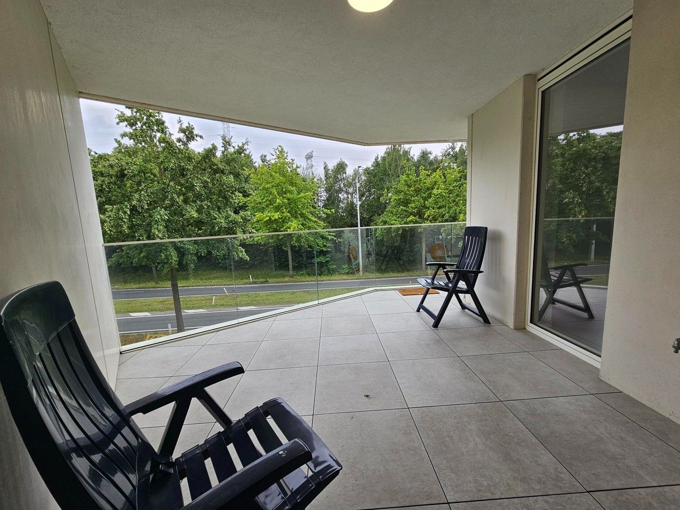 Prachtig modern appartement van 86m² nabij het centrum van Lanaken. foto 6