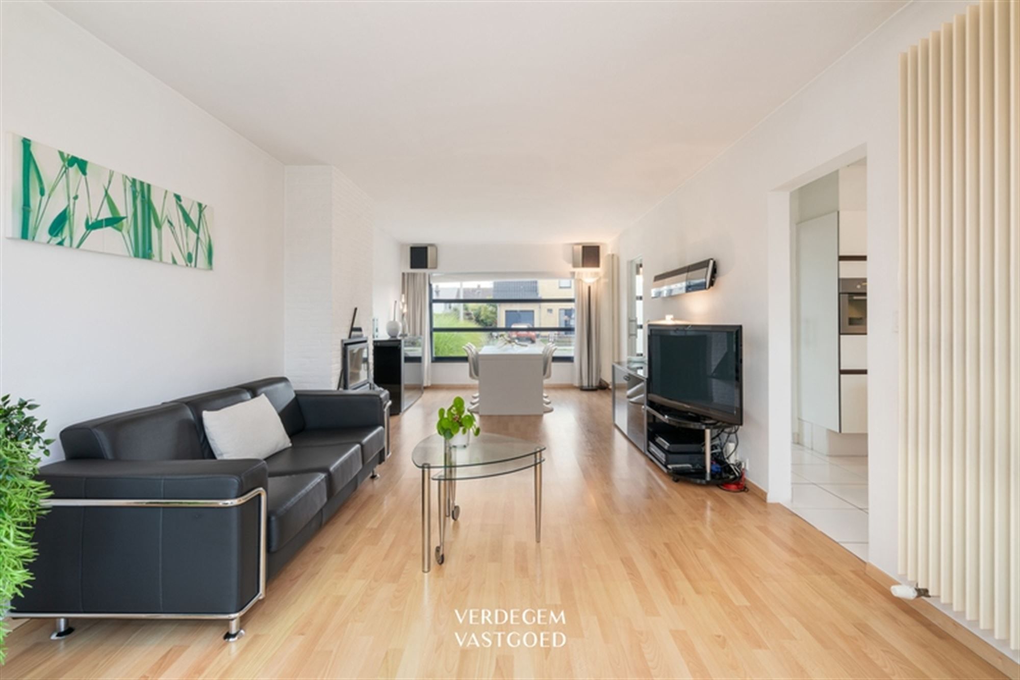 Knappe instapklare woning met 4 slaapkamers, grote tuin en EPC C foto 4