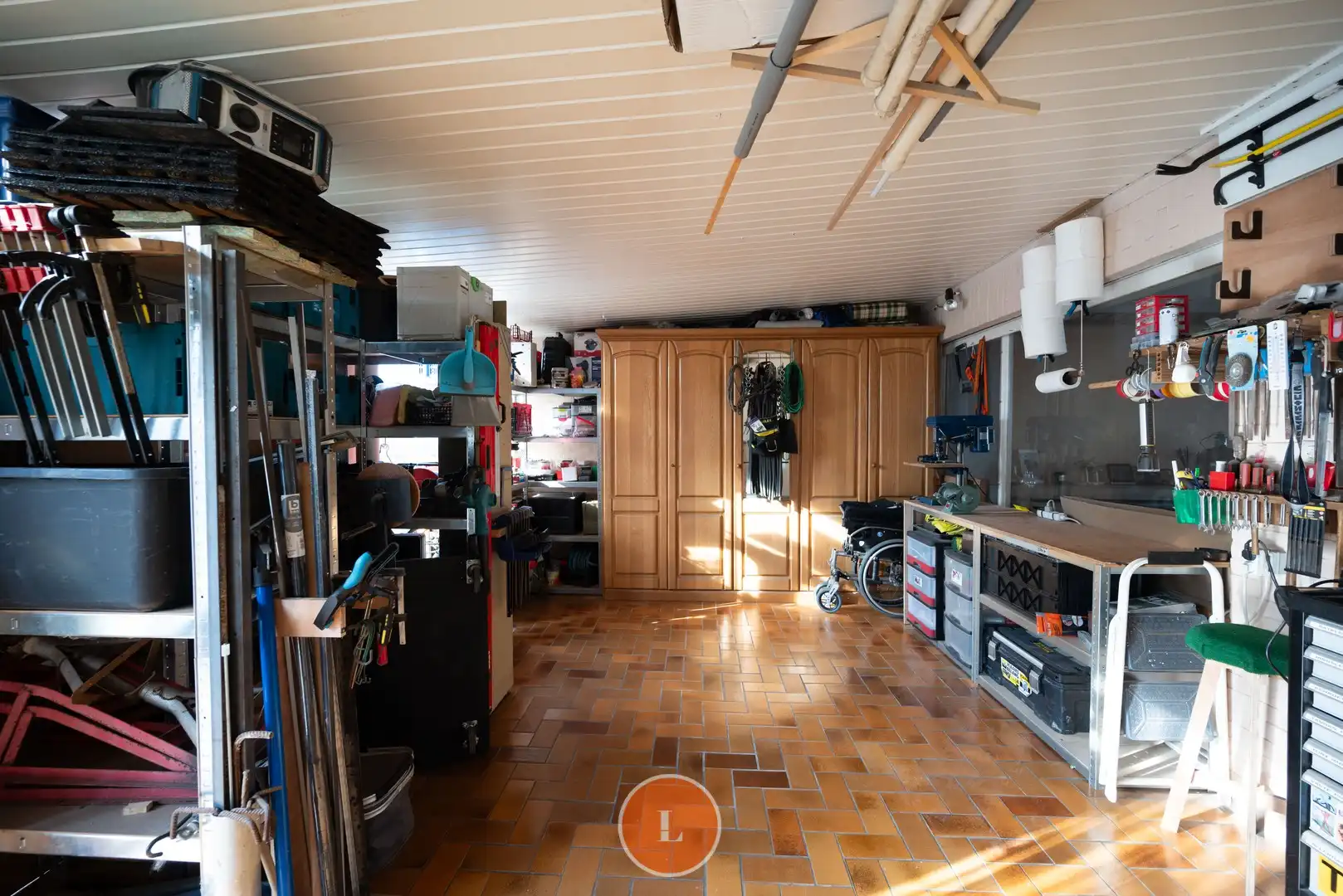 te renoveren woning in Moorsele met garage en tuin foto 17