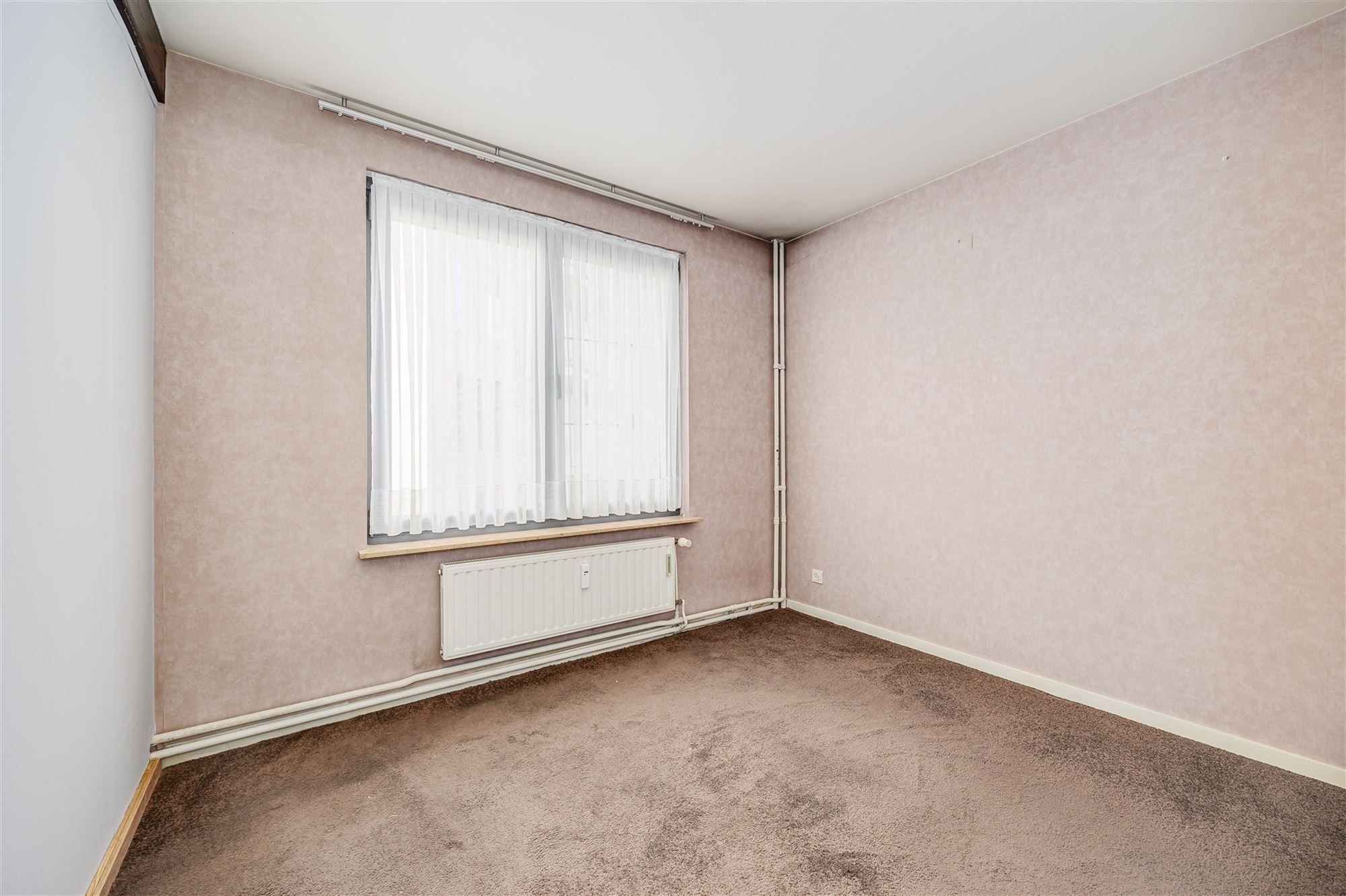 Zeer licht instapklaar appt met 3 slaapkamers en terras foto 8