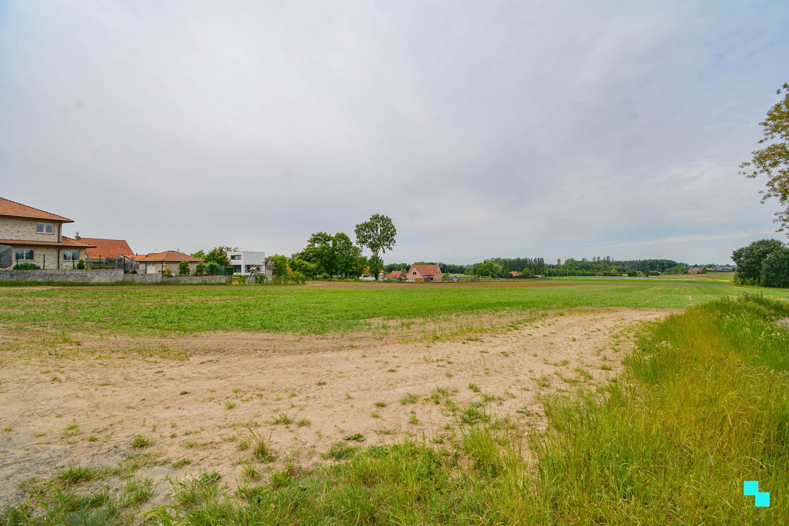 Landelijk gelegen nieuwbouw villa te Zonnebeke foto 7