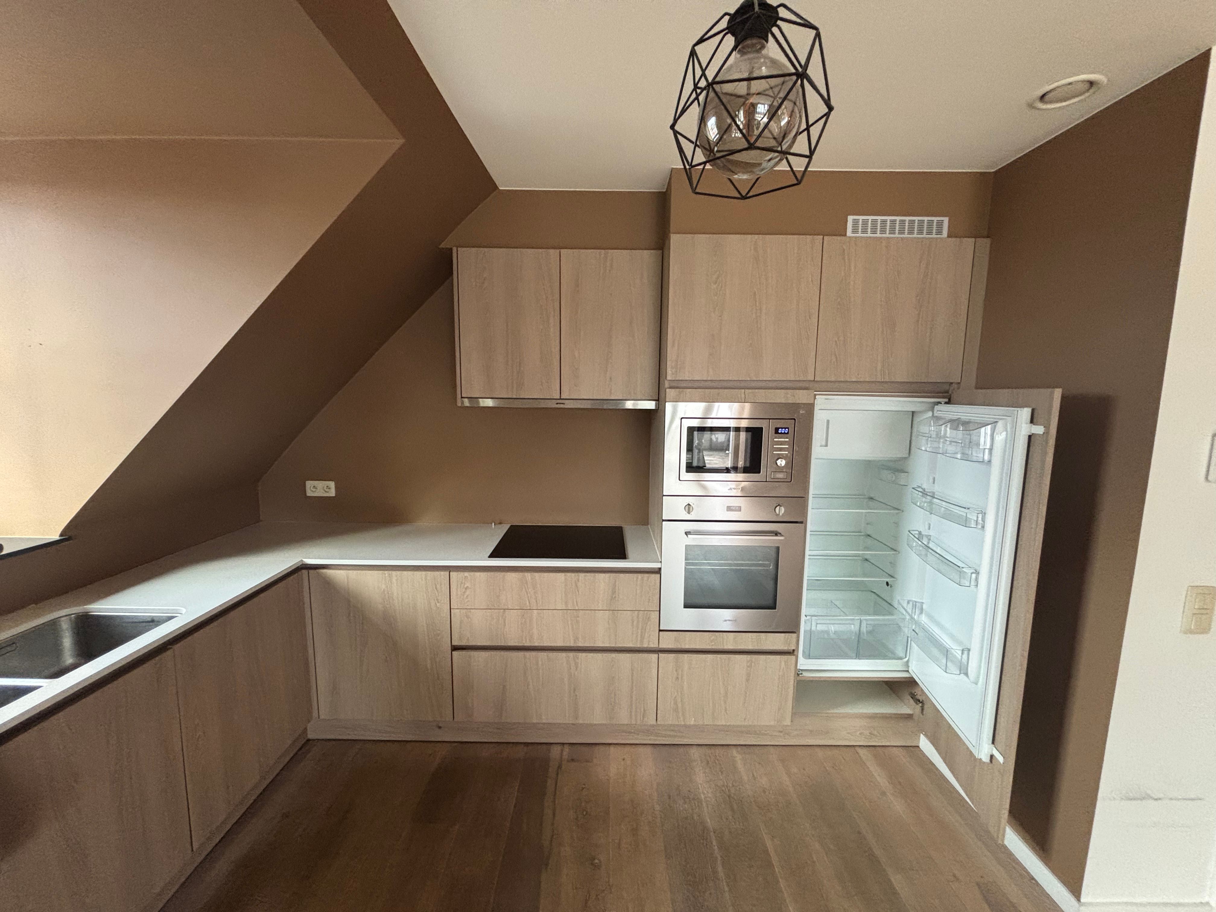 Energiezuinig 3-slaapkamer-duplex appartement in Merelbeke – onmiddellijk beschikbaar foto 4