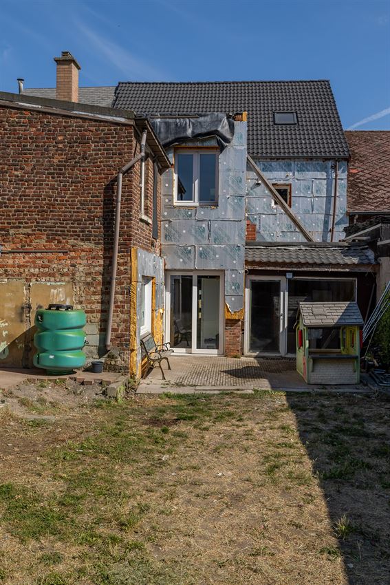 Bijna volledig verneuwd, label c, tuin, garage foto 6
