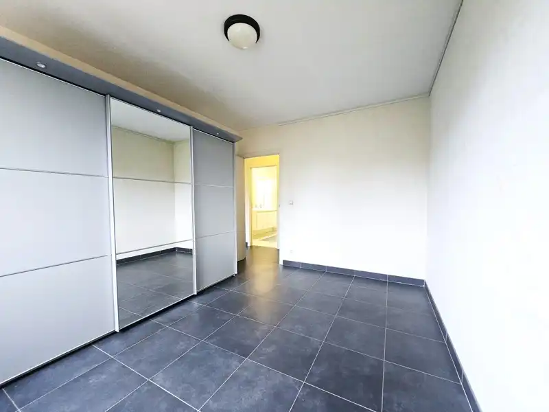 Comfortabel wonen vlakbij het centrum met eigen parking foto 5