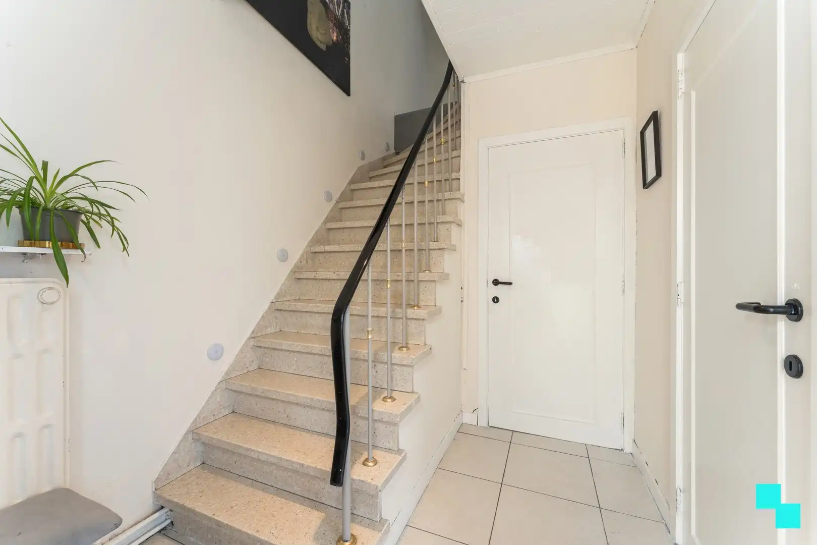 Zuidgerichte woning met uitweg en aparte garage - Assebroek foto 13