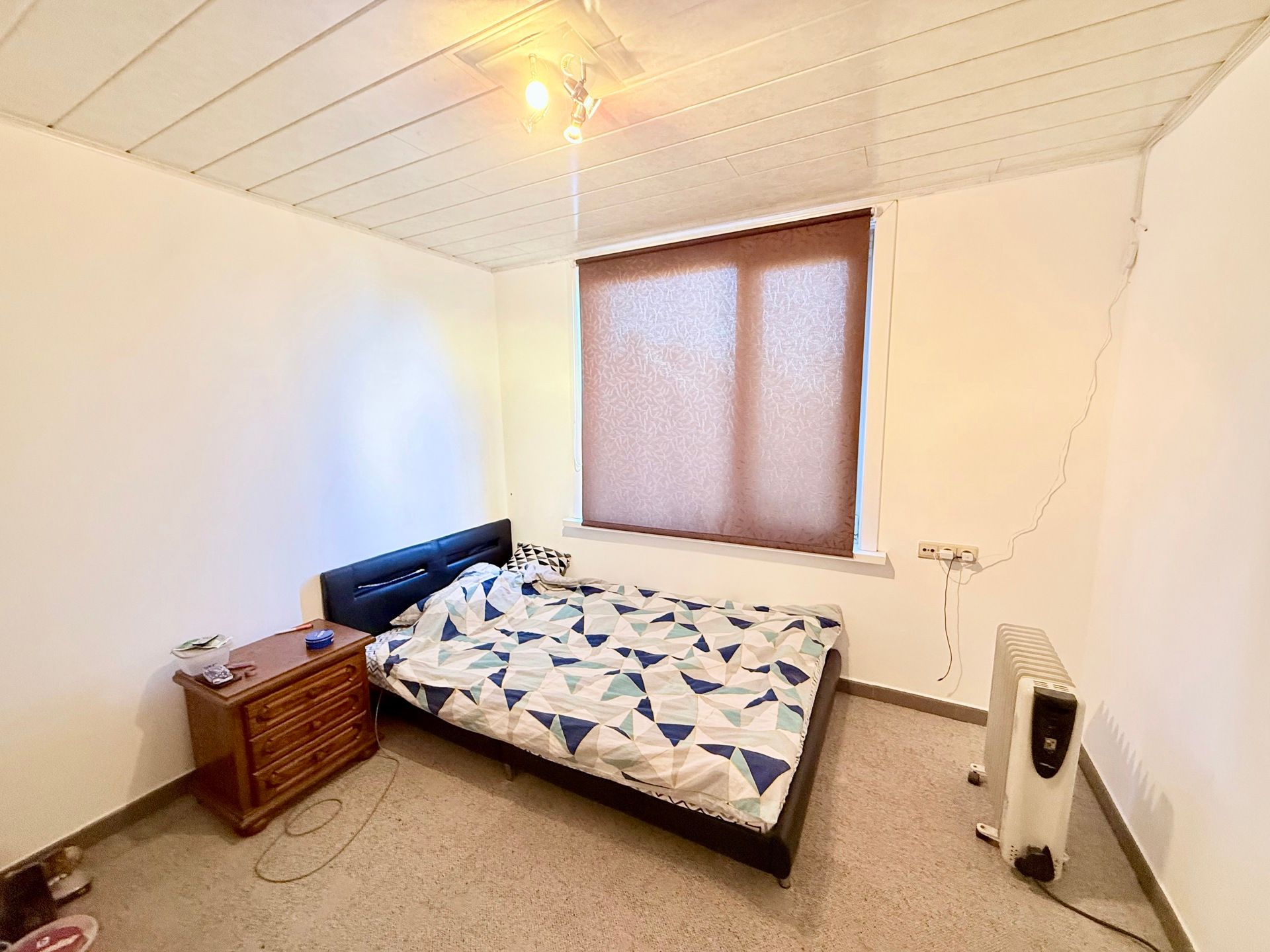 Te renoveren handelspand + appartement + loods foto 17