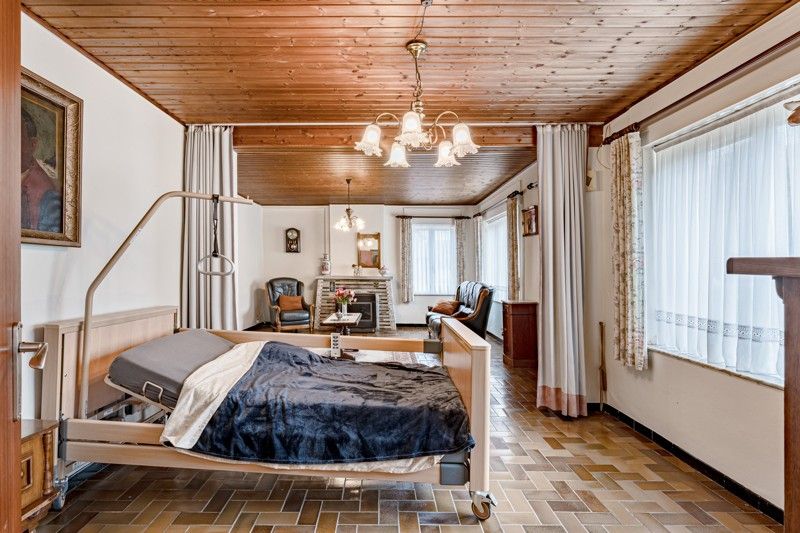 Charmante, te renoveren woning met tuin op 5are foto 11