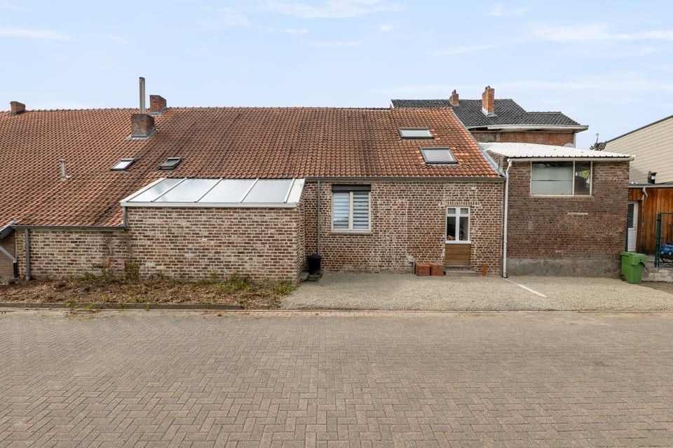 INSTAPKLARE WONING MET 4 SLAAPKAMERS EN 2 BADKAMERS OP EEN GOEDE LOCATIE foto 29