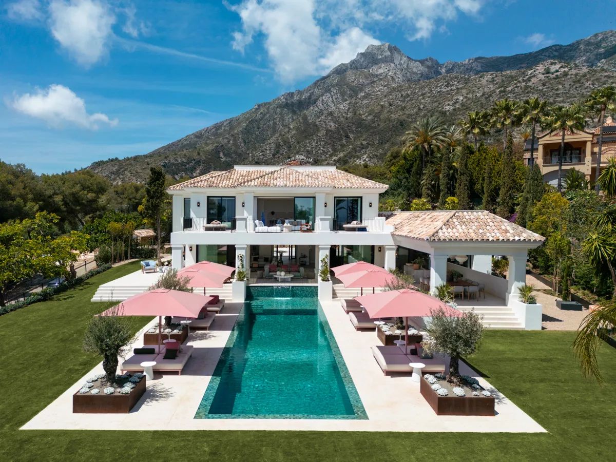 Betoverende luxe in Sierra Blanca: een meesterwerk van hedendaagse en Andalusische architectuur foto 4