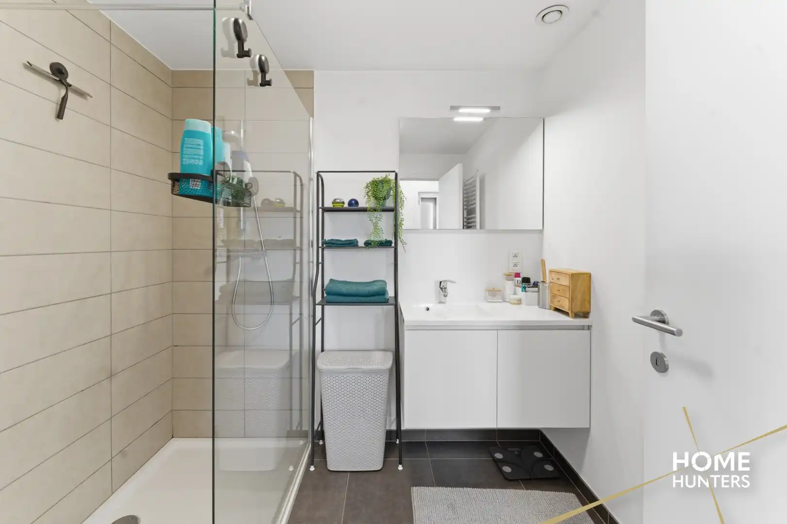 Stijlvol en lichtrijk appartement met terras in het hart van Ieper foto 16