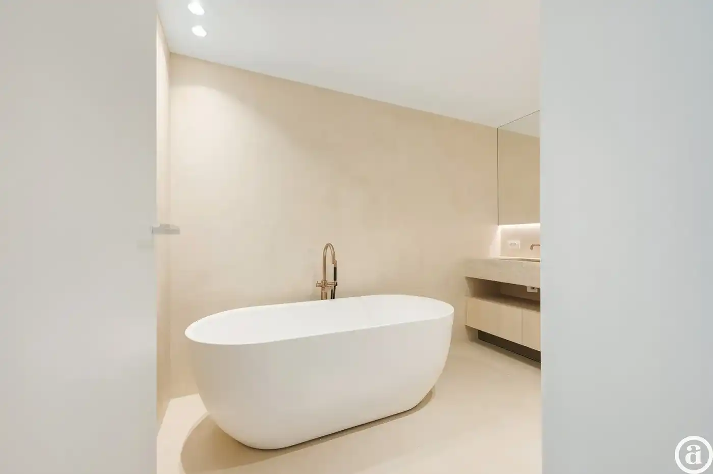 Prachtig gerenoveerd appartement te Zoute Gardens.  foto 30