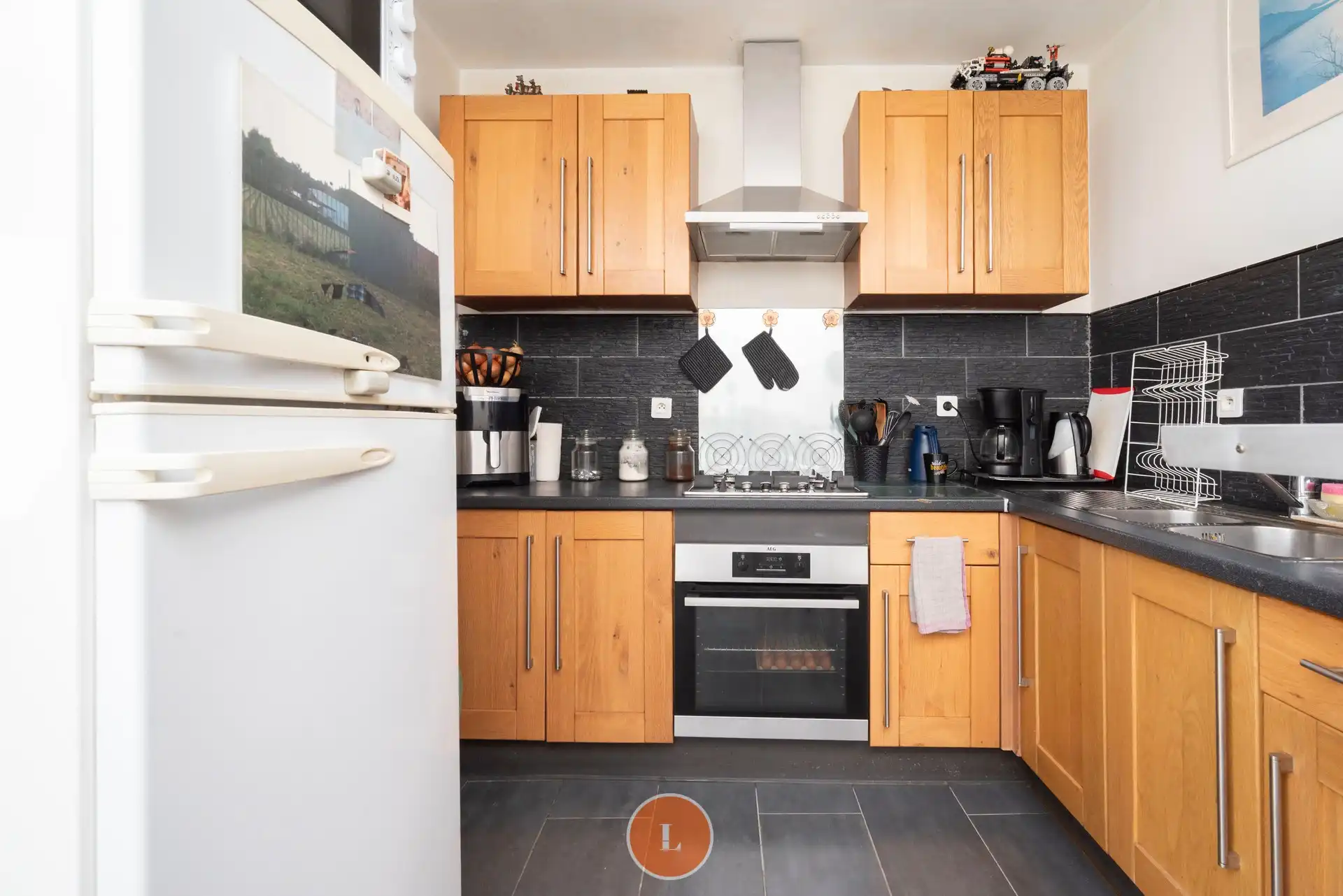 Instapklare stadswoning met 3 slaapkamers, ruime tuin en zijuitweg foto 6