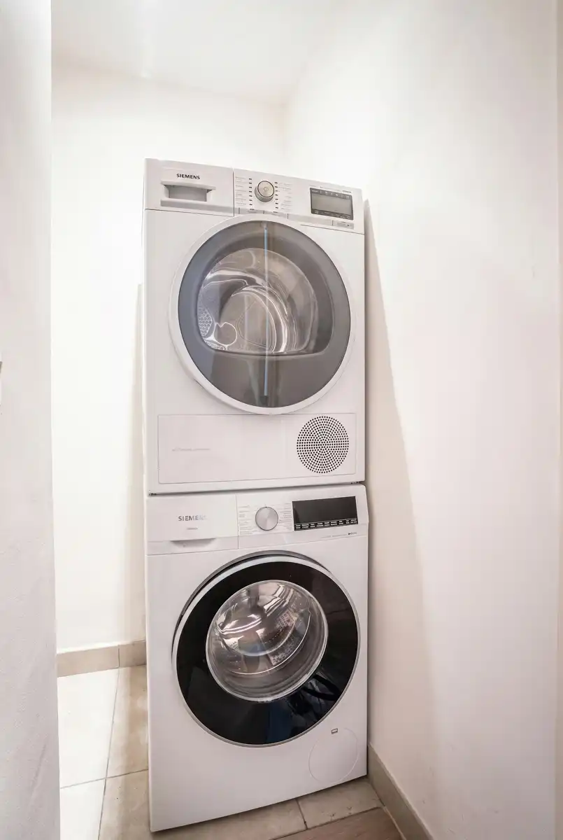 Gelijkvloers erfgoedappartement met tuin in Halle foto 16