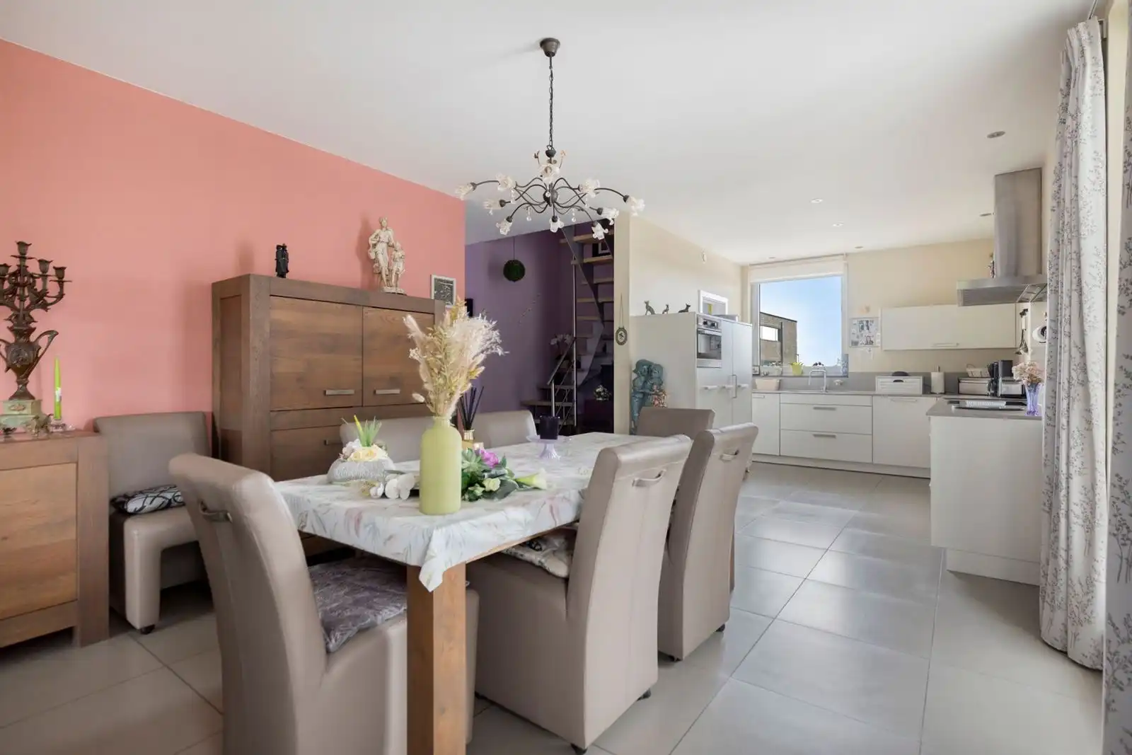 Ruim en recent duplex-appartement (120m²) met 4 terrassen en garage foto 9