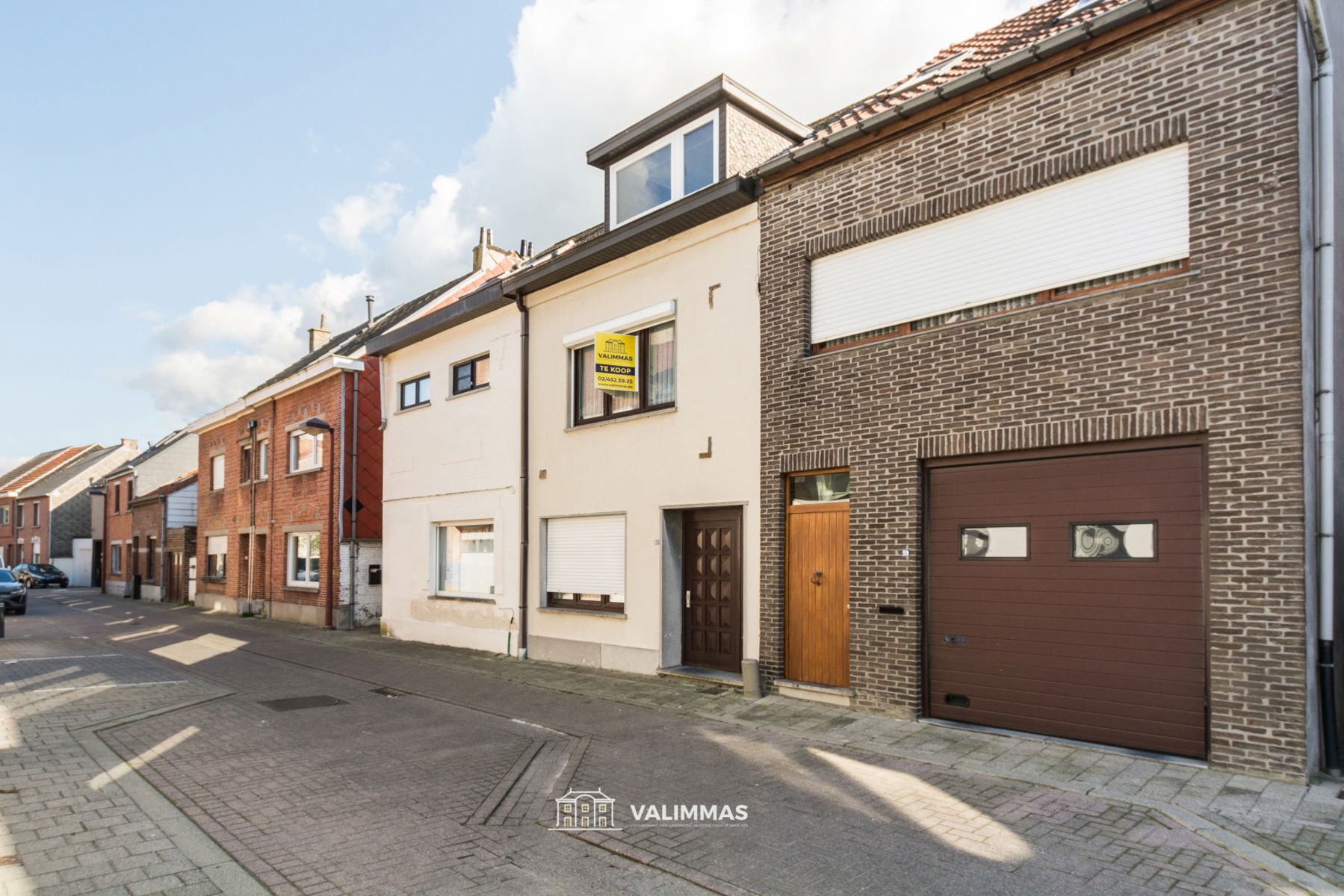 Centrum: verzorgde & rustig gelegen rijwoning met mooie tuin foto 2