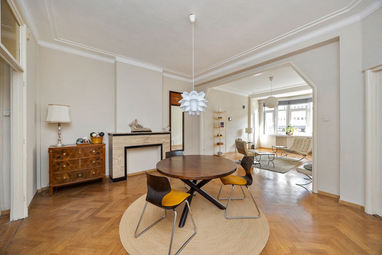 Stijvol en energiezuinig wonen in hartje Antwerpen, onder de iconische Boerentoren - 2 slk en 2 badk! foto {{pictureIndex}}