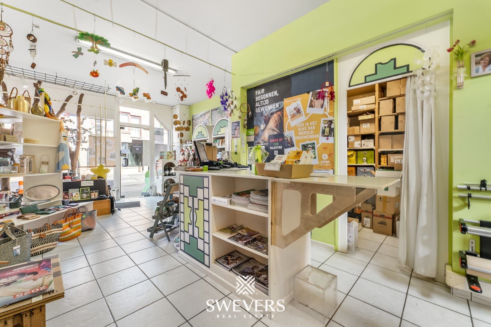 Commercieel pand met garage in centrum Beringen foto 5