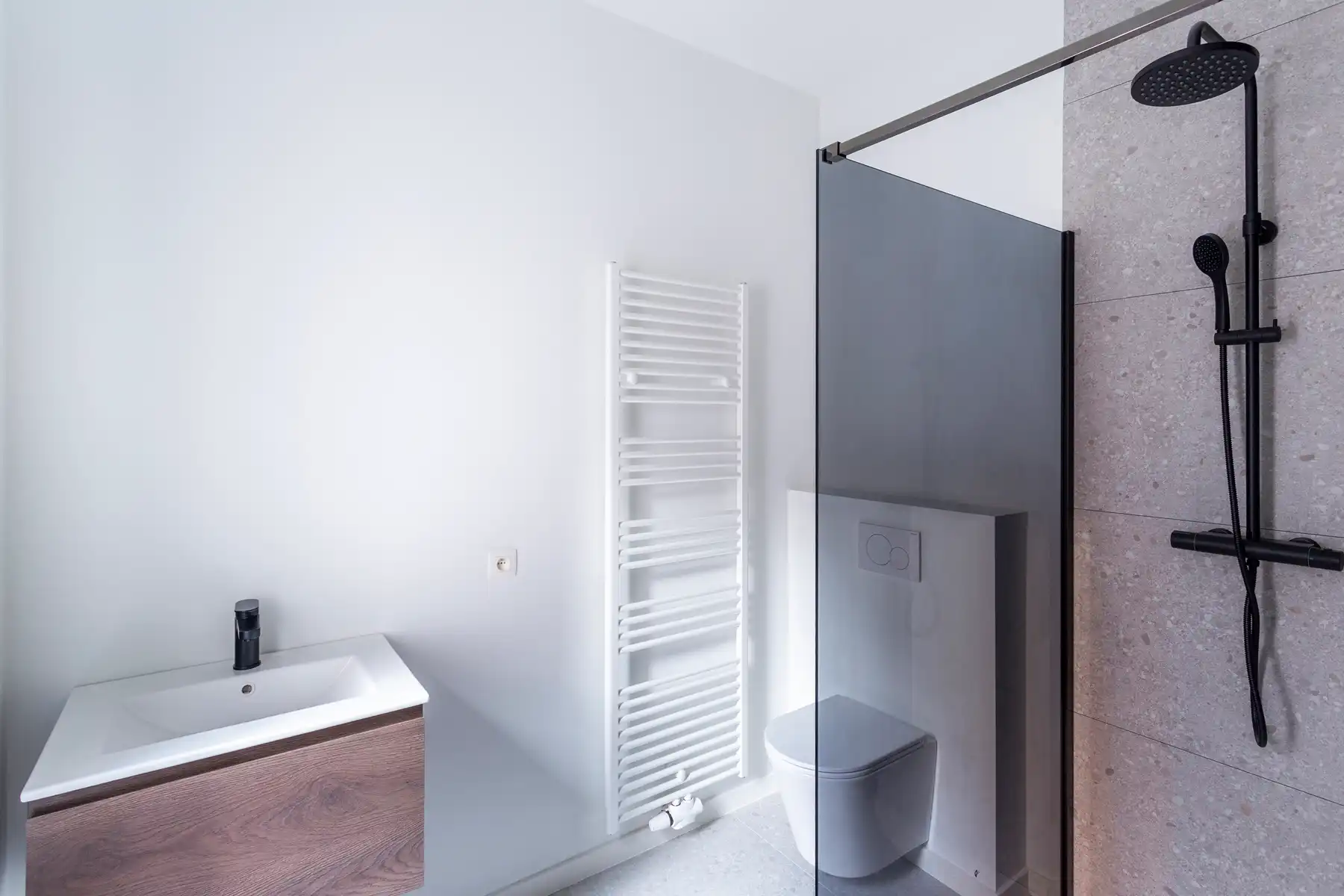 Gerenoveerde duplex met buitenruimte op het Zuid foto 11