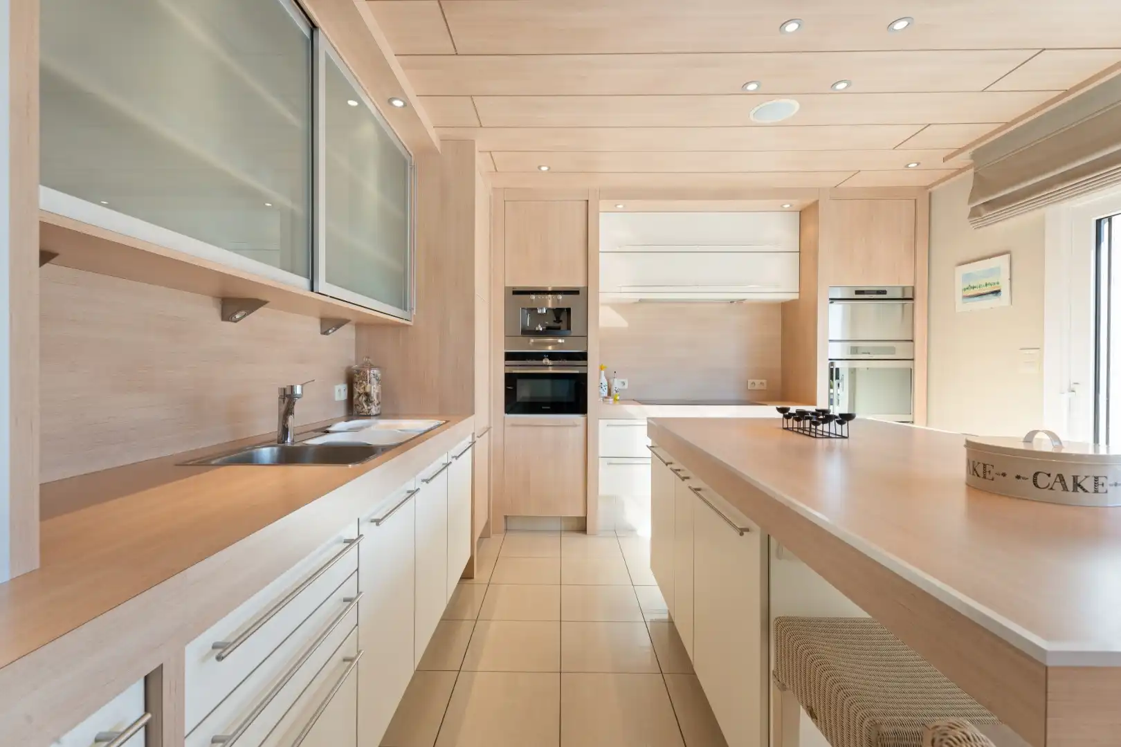 Statige villa gelegen in een rustige wijk in Oostduinkerke foto 8