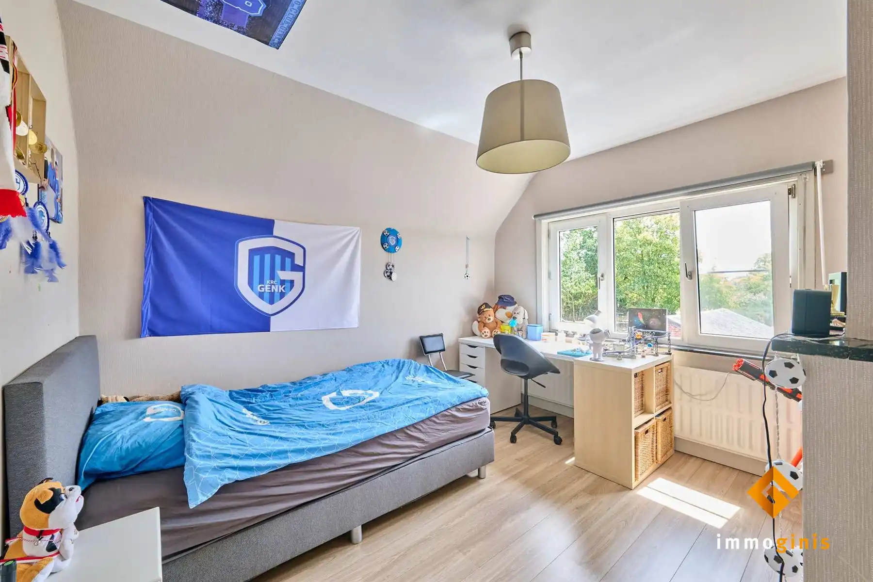 Instapklare woning met 2 slaapkamers op een perceel van 11a11ca, op een groene locatie.  foto 15