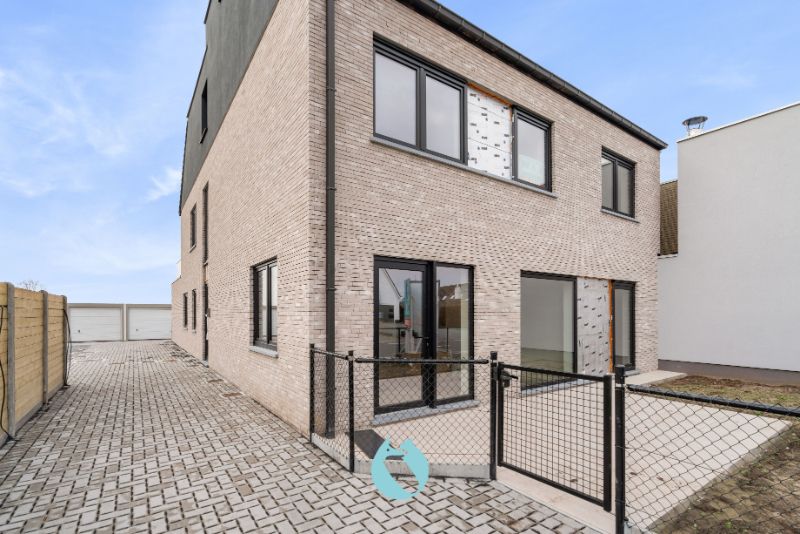 Residentie Due is een bijzonder leuke nieuwbouwresidentie gelegen te Wippelgem Dorp. foto 4