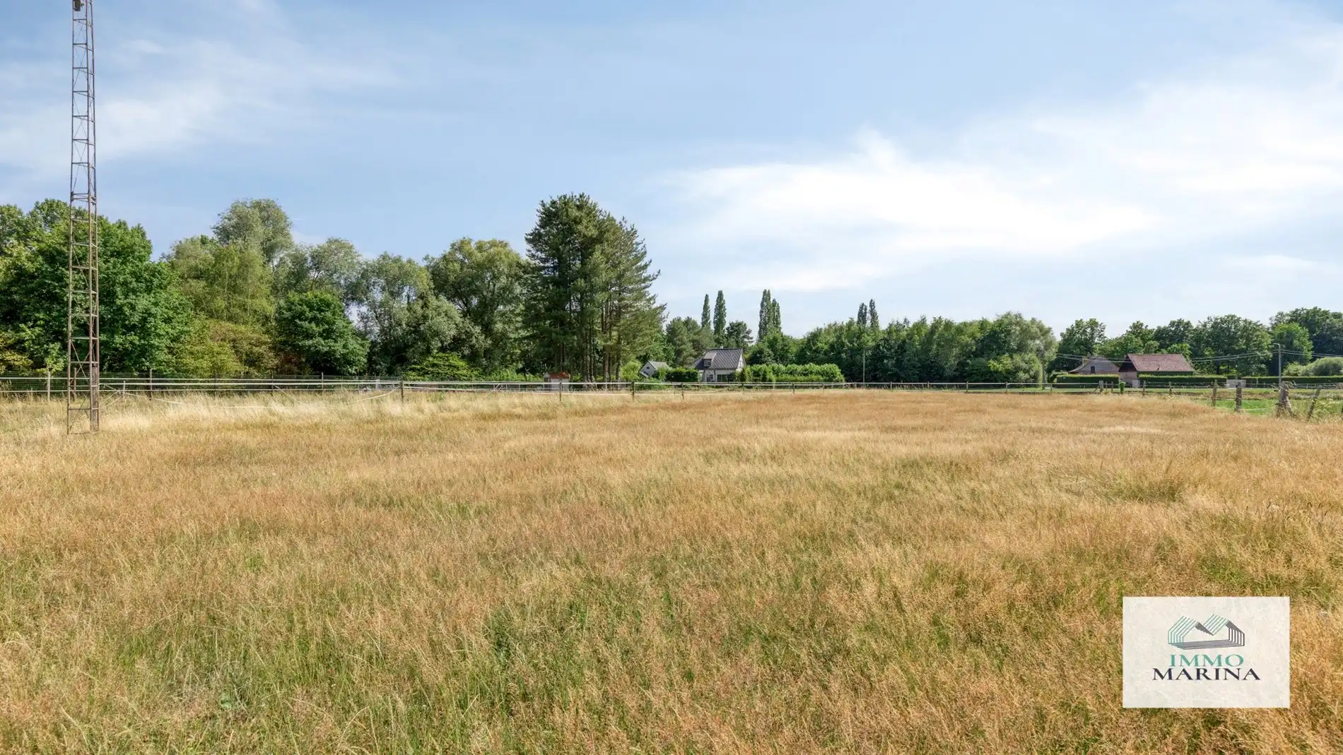 EXCLUSIEVE VILLA OP 6.530M² MET ZWEMBAD EN 4 SLPKS foto 24